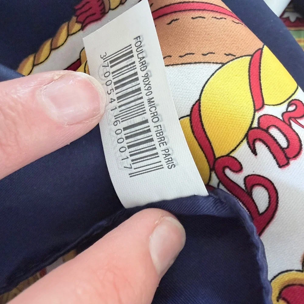 Roger L Paris Souvenir de Paris Scarf Navy Blue Silk Like Microfiber Made Italy